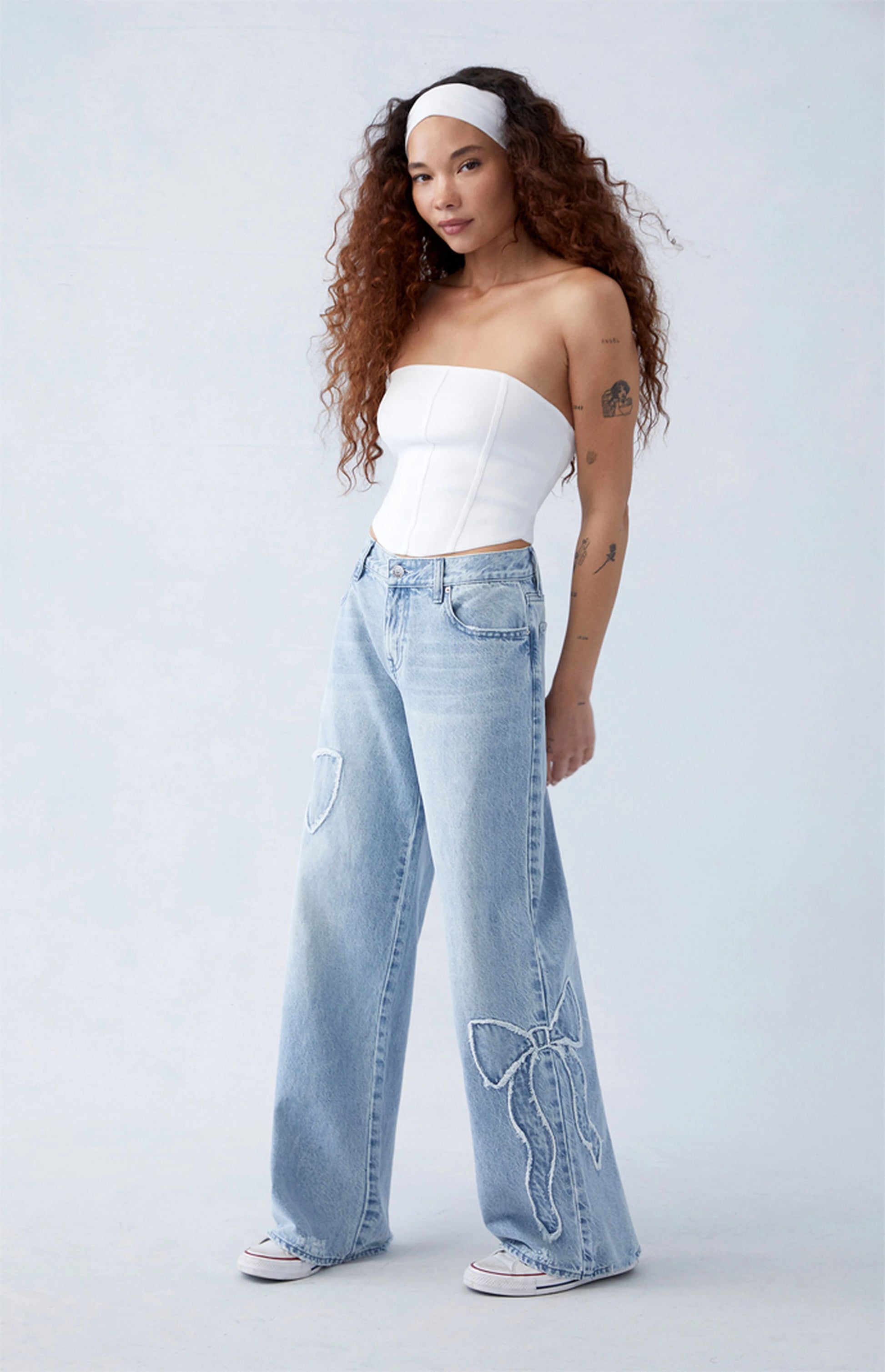 EMILY | LOW RISE BOW JEANS - Bandorial